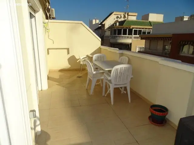 Atico en Alquiler Torrevieja 2 Dormitorios Cerca del Mar