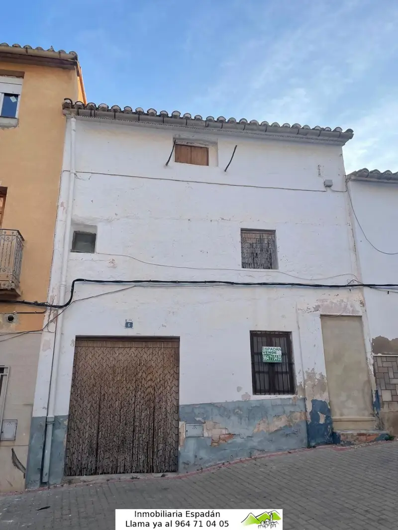 Casa en Peñalba Segorbe 208m2 para reformar