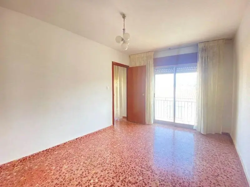 Venta Casa 4 Dormitorios Colomera Garaje Patio