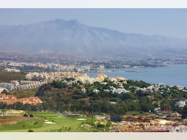 Apartamentos en Venta La Duquesa Costa del Sol