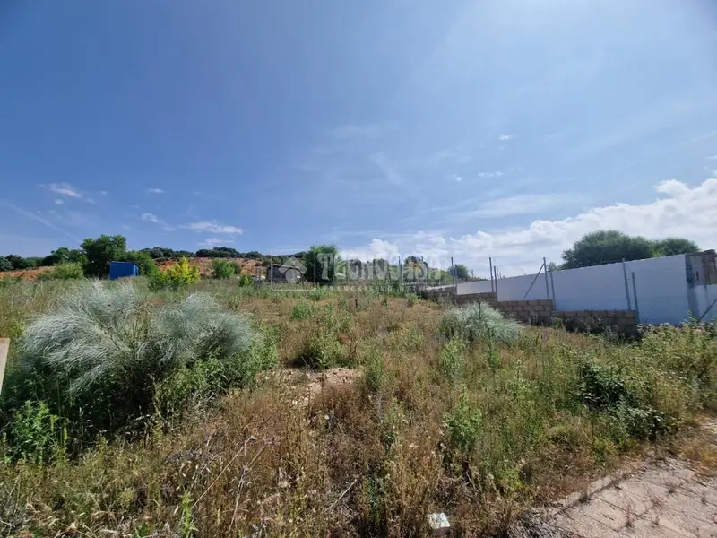 Terreno en Venta Yebes Valdeluz 150m2