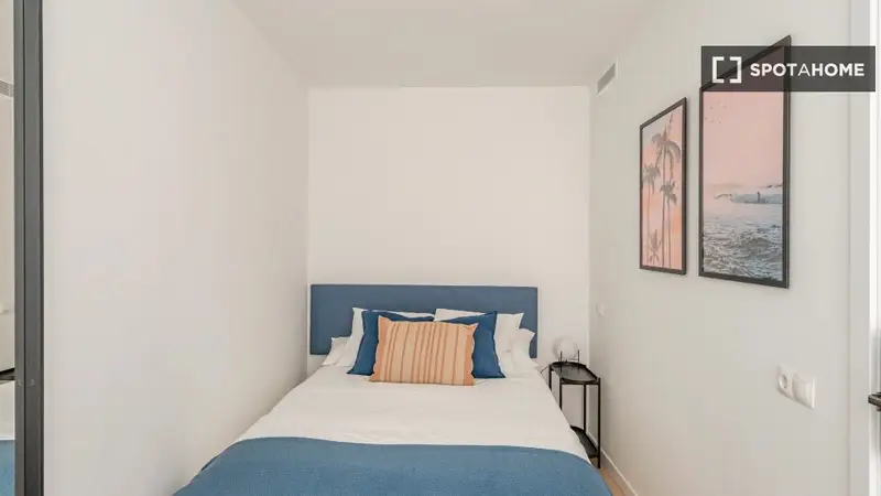 Habitación en piso compartido Ensanche de Vallecas, Madrid.