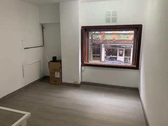 Venta Local Comercial Gijon El Llano 137m2