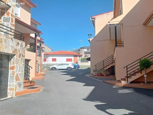 Chalet Adosado en Navaluenga Avila