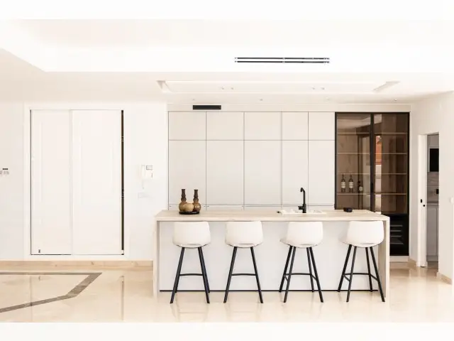 Piso de 4 Dormitorios en venta Río-Real, España