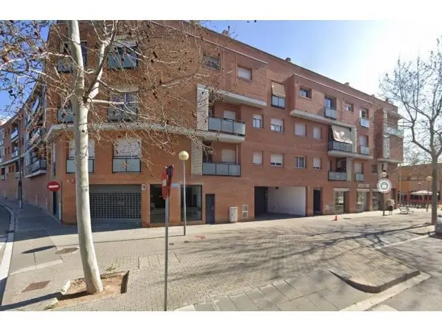 Plaça Aparcament amb Traster Vilanova del Cami