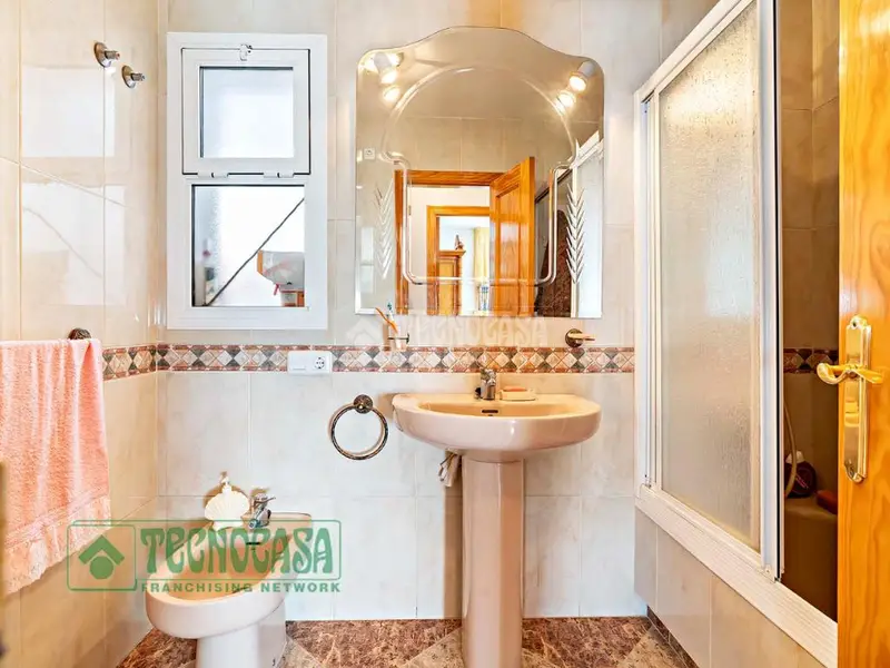 Casa en Venta en El Ejido Santa Maria del Aguila