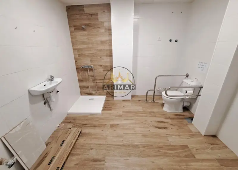 Local Comercial en Alquiler en Castellón 154m2 Reformado