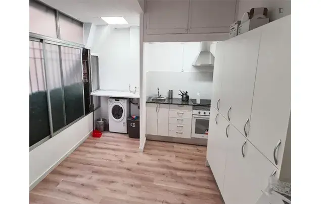 Apartamento 7 Dormitorios Estudiantes Barcelona