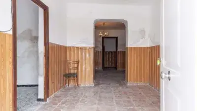 Casa Rústica en Arboleas 5 Dormitorios Gran Potencial