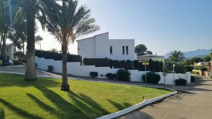 Villa 4 Dormitorios Moraira Reformada Vistas al Mar