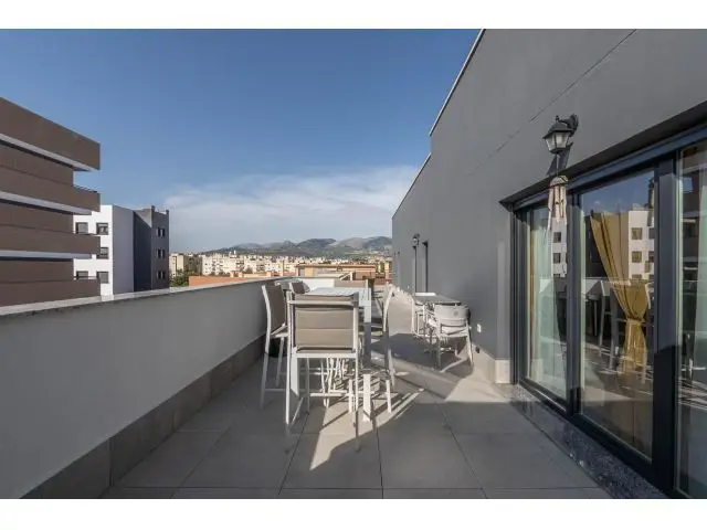 Atico 97m2 Terraza Sierra Nevada Periodistas