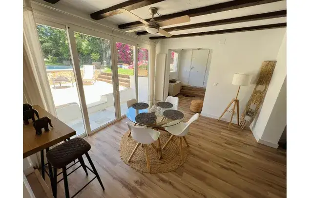 Alquiler casa 4 dormitorios 836m2 Málaga
