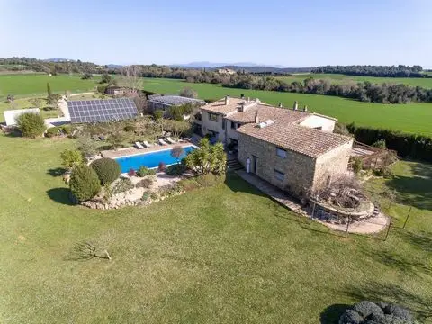 Casa-Villa de 6 Dormitorios en venta Cistella, España