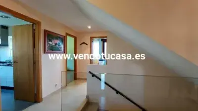 Chalet en venta en Nogueira (Meis)