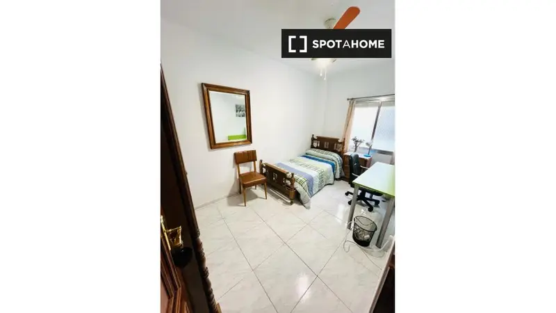 Habitacion en piso compartido Cordoba