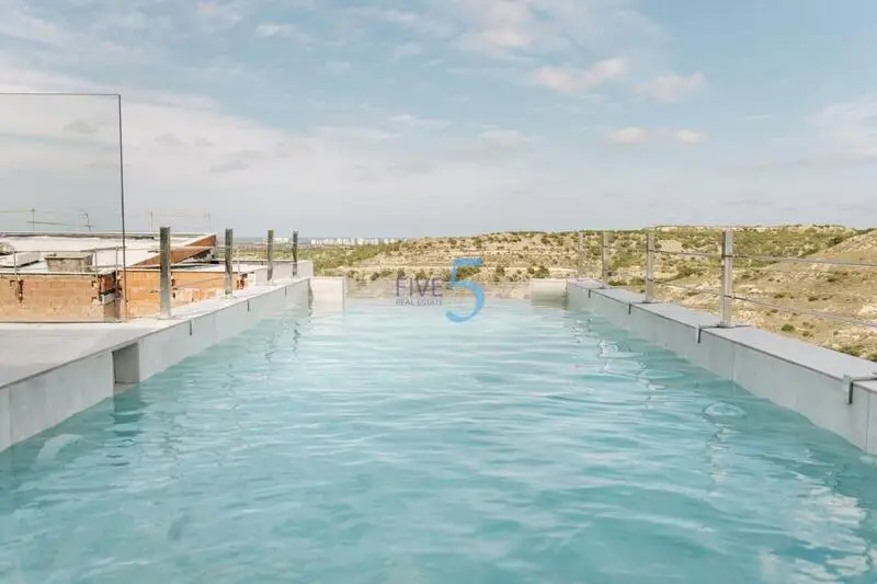 Villa de Lujo en Rojales con Vistas al Mar