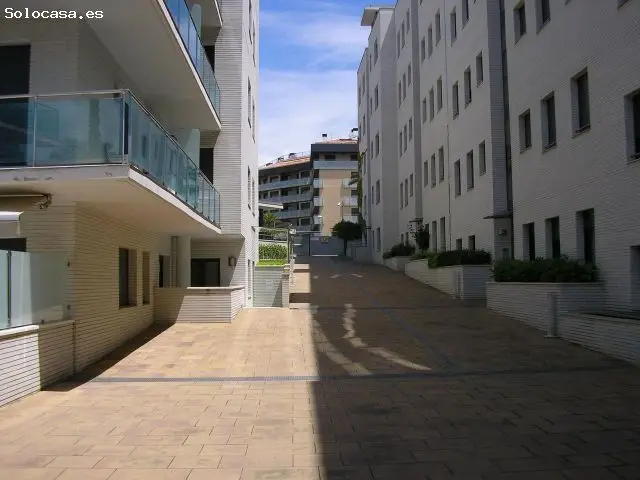 Piso en Venta en Lloret de Mar con Parking y Trastero