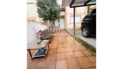 Chalet Adosado en Cedillo del Condado 189m2 Jardin 405m2