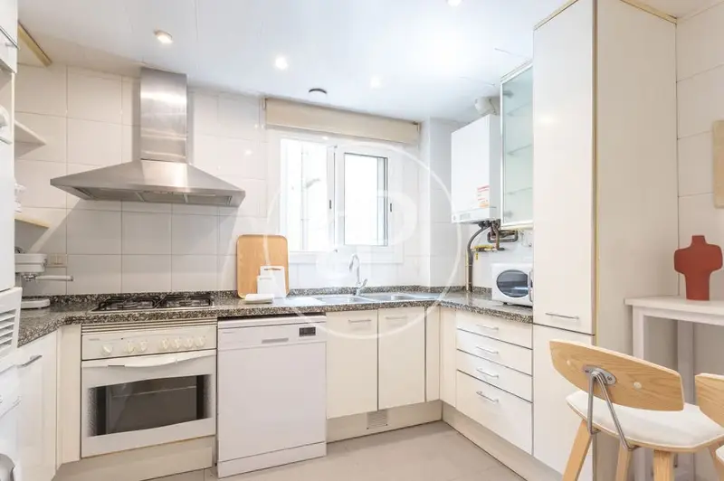 Apartamento Gran Via Les Corts Catalanes: Diseño, Lujo y Ubicación