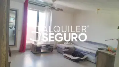 Ático en alquiler en Camarena