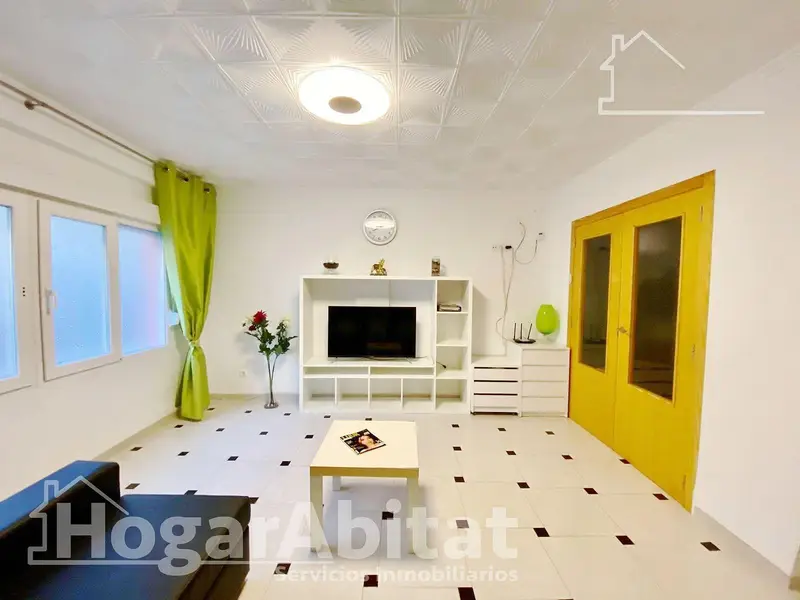 Amplio Piso en Denia 3 Dormitorios Planta Baja Cerca Parques