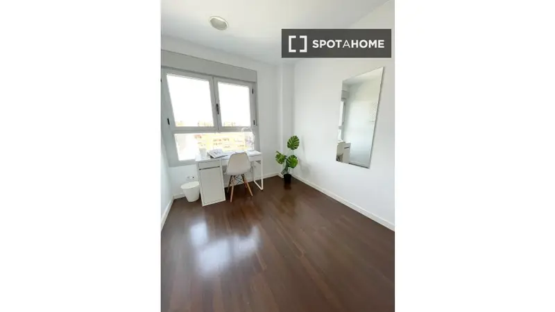 Habitacion Individual con Baño Privado en Residencia Zaragoza