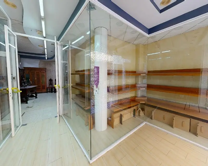 Local en venta en Jaén 178m²
