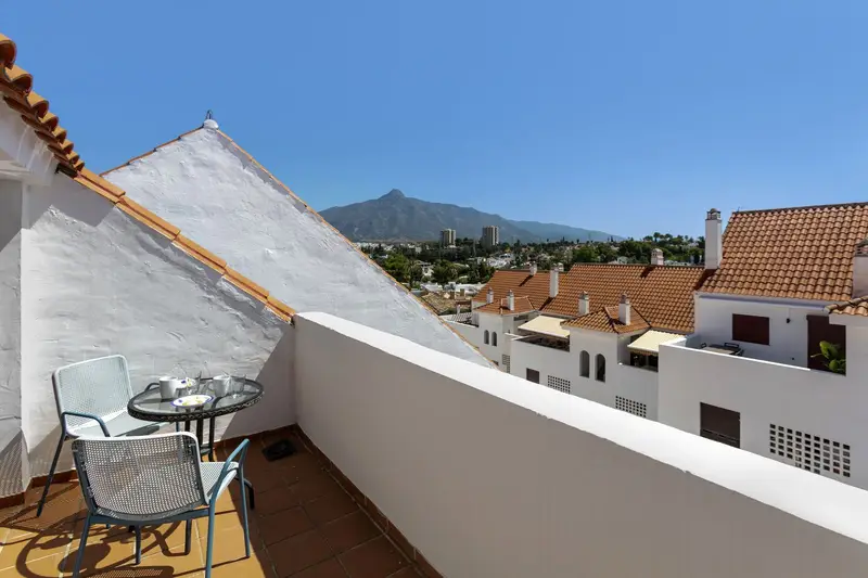 Ático de Lujo en Nueva Andalucía 2 Dormitorios