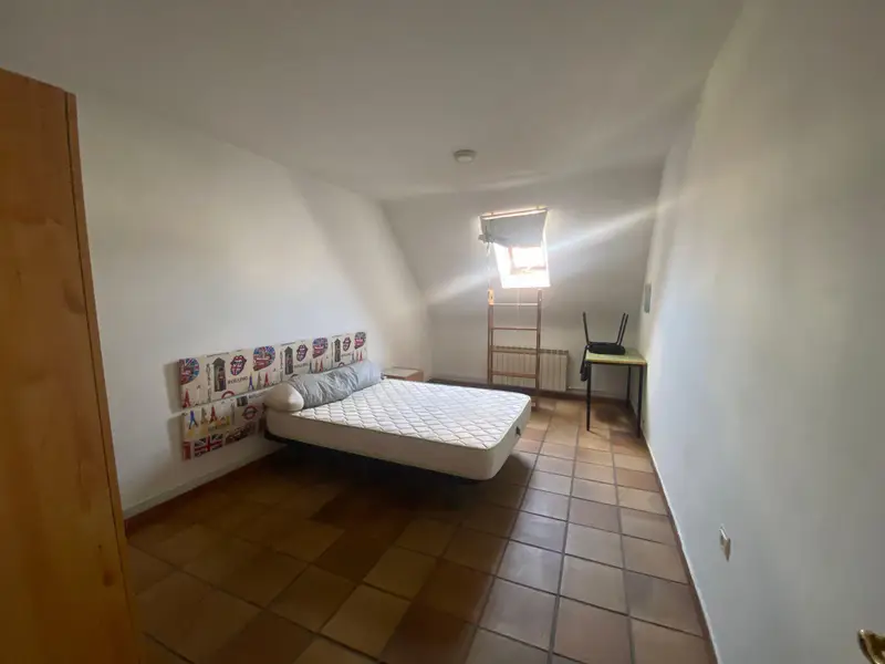 Apartamento Reformado en Cáceres  250m2 Ideal Inversores