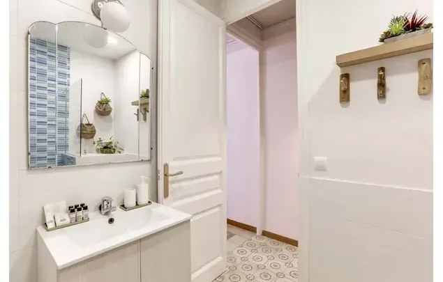 Apartamento 5 Dormitorios 39m2 Barcelona Alquiler Temporada Media Larga