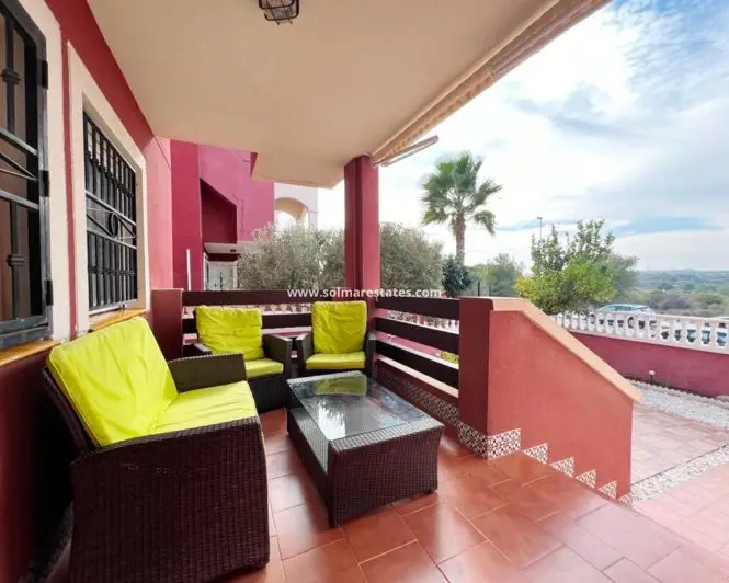 Apartamento en planta baja 2 dormitorios Costa Blanca