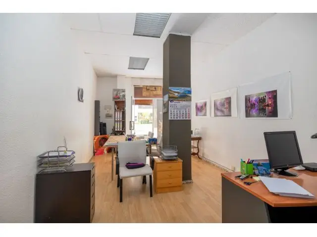 Local 134m2 Avenida Madrid - Oficinas, Academias