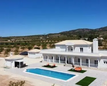Villas en Venta Pinoso Alicante Obra Nueva