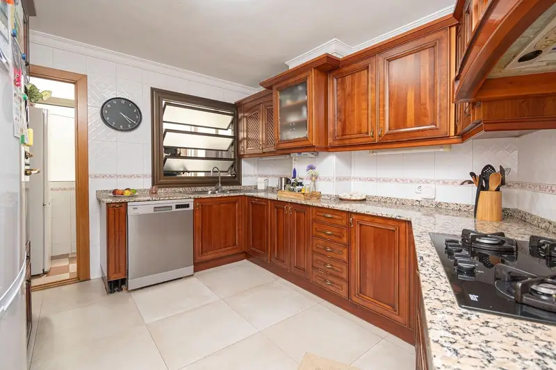Piso en venta en Palma de Mallorca con 4 habitaciones y plaza de parking