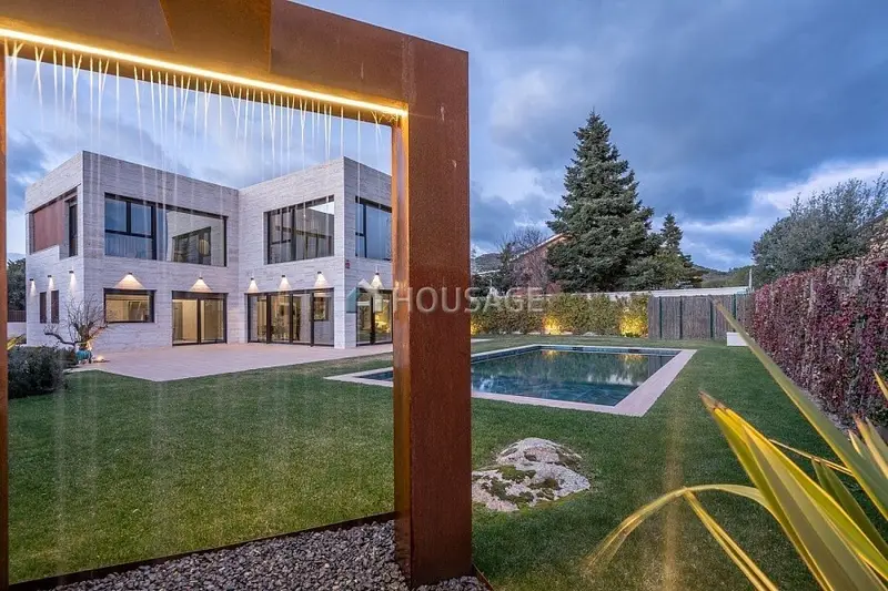 Villa de Lujo en Hoyo de Manzanares Gran Calidad
