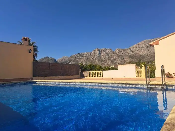 Villa 4 Dormitorios Beniarbeig Vistas Increibles Piscina