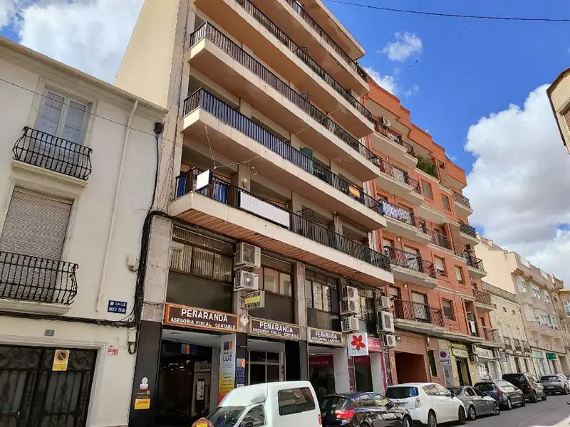 Venta Piso Reformado Centro Almansa 4 Dormitorios