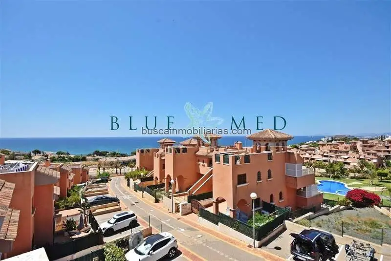 Atico en venta en Isla Plana Cartagena con solarium y vistas al mar