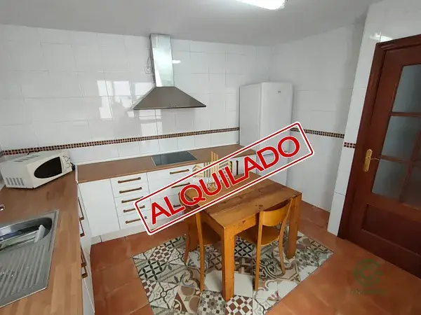 Adosado en Alcalá de Guadaíra zona centro 3 habitaciones garaje y trastero