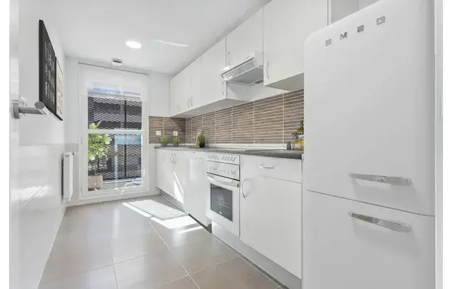 Rent 3 bedroom house of 112 m² in Madrid