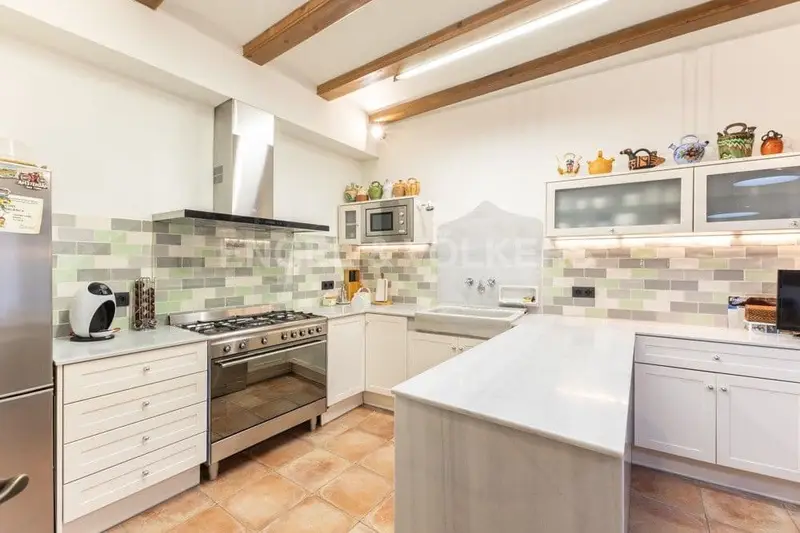 Casa en Argentona con Encanto Tradicional y Comodidades Modernas