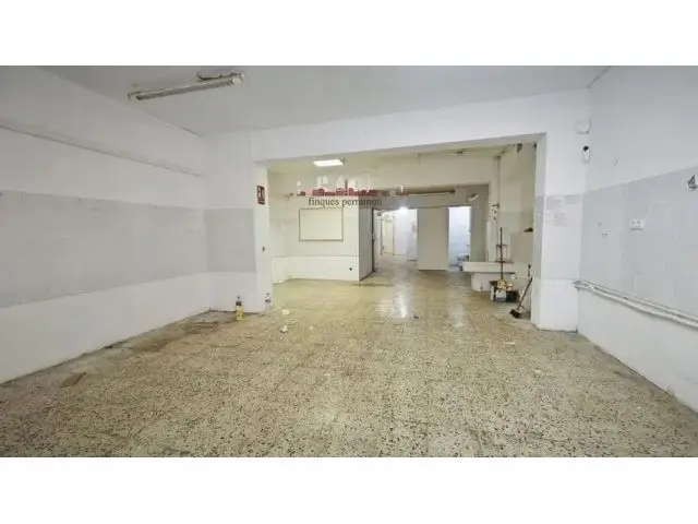 Local Comercial en Vila de Gràcia Barcelona 135m2