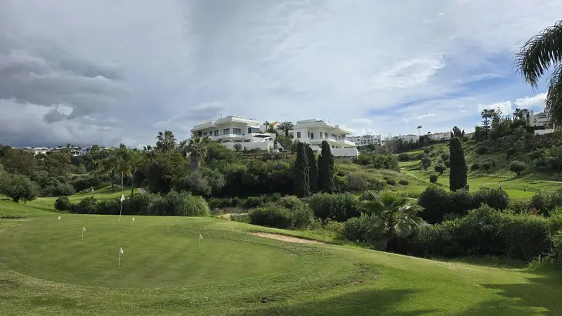 Terreno en Venta La Resina Golf Estepona Vistas al Mar