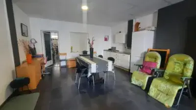 Casa adosada en venta en Avinguda Pego