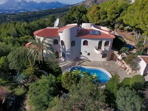 Villa de Lujo en Altea la Vella con Vistas al Mar